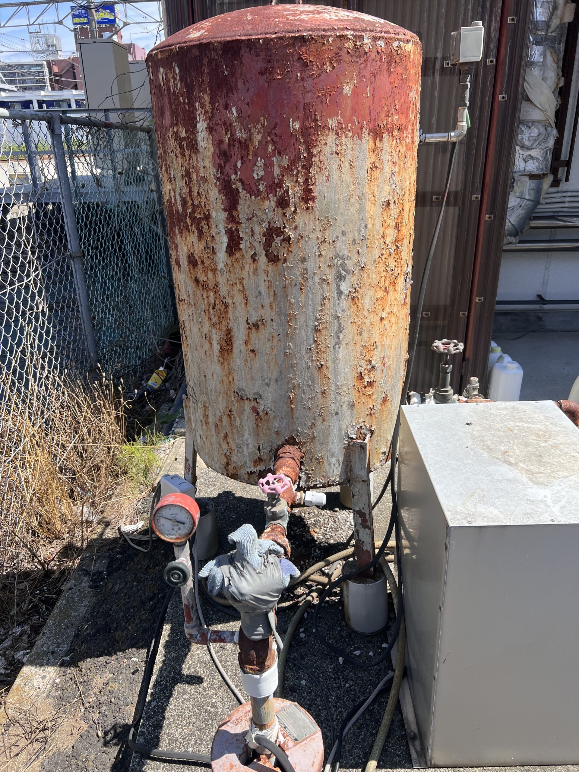 井戸圧力タンク交換　施工実績　写真